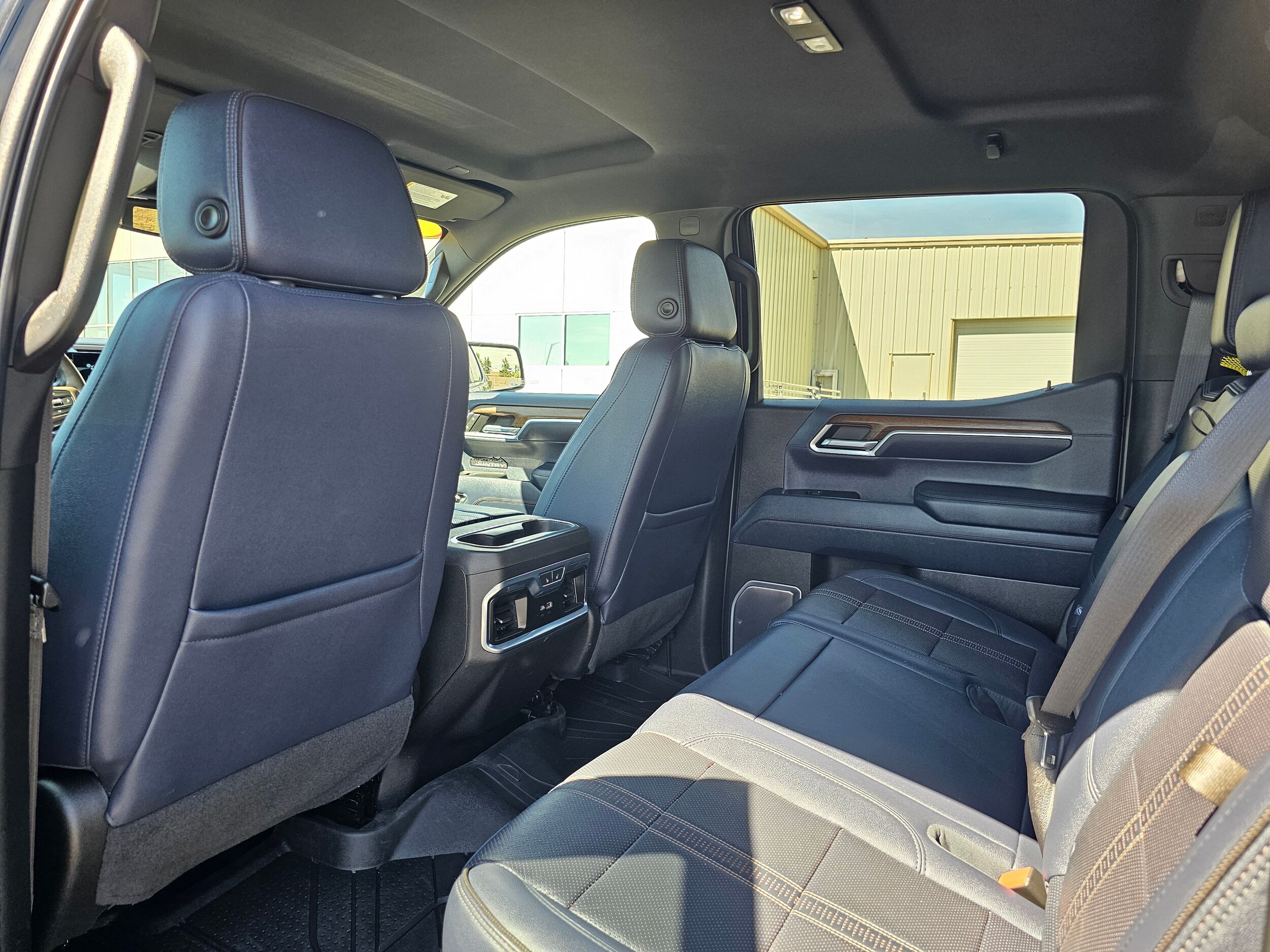2022 Chevrolet Silverado 1500 High Country - Photo 11