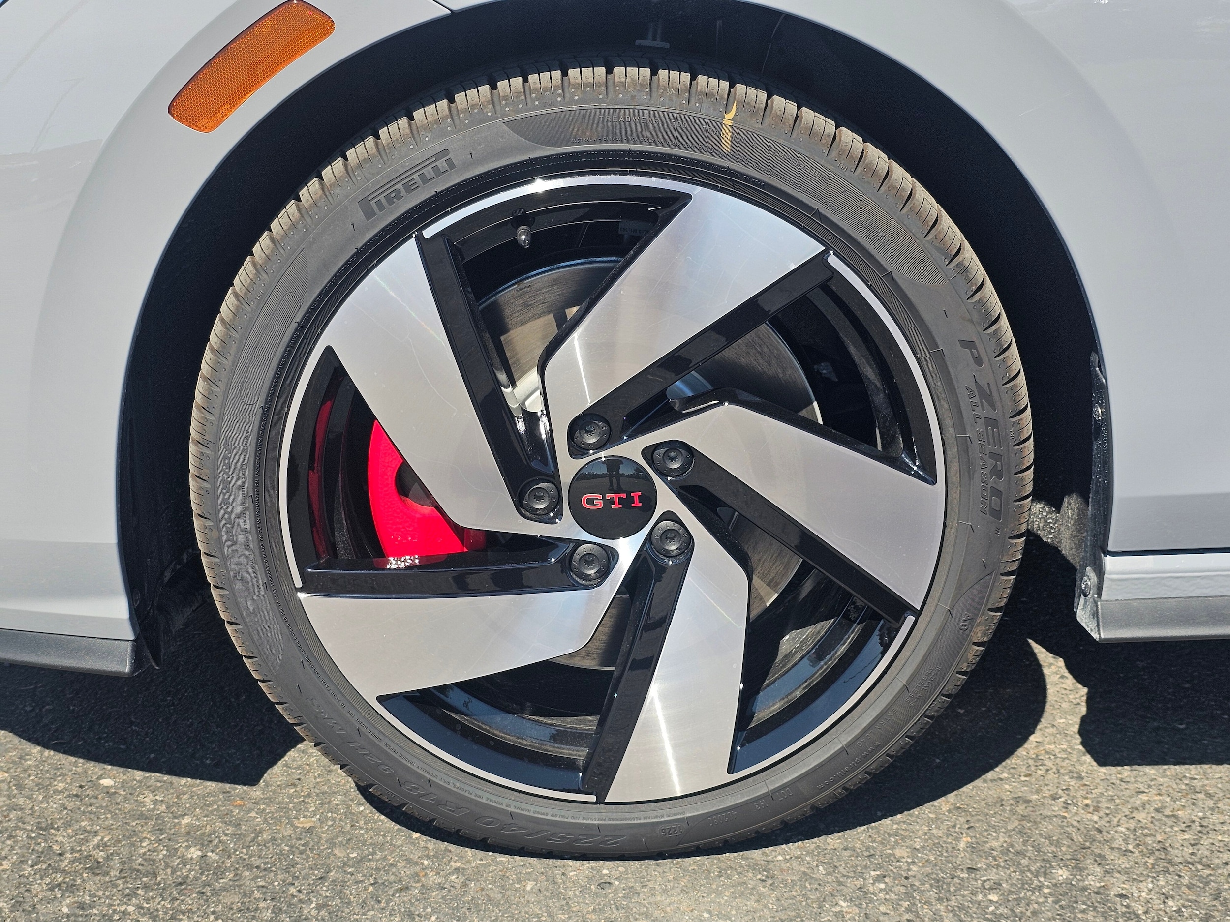 2026 Volkswagen Golf GTI S - Photo 8