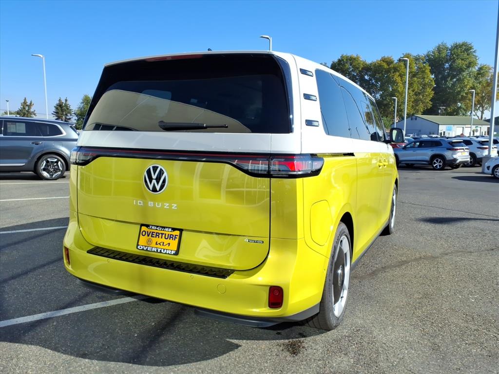 2025 Volkswagen ID. Buzz Pro Plus photo 4