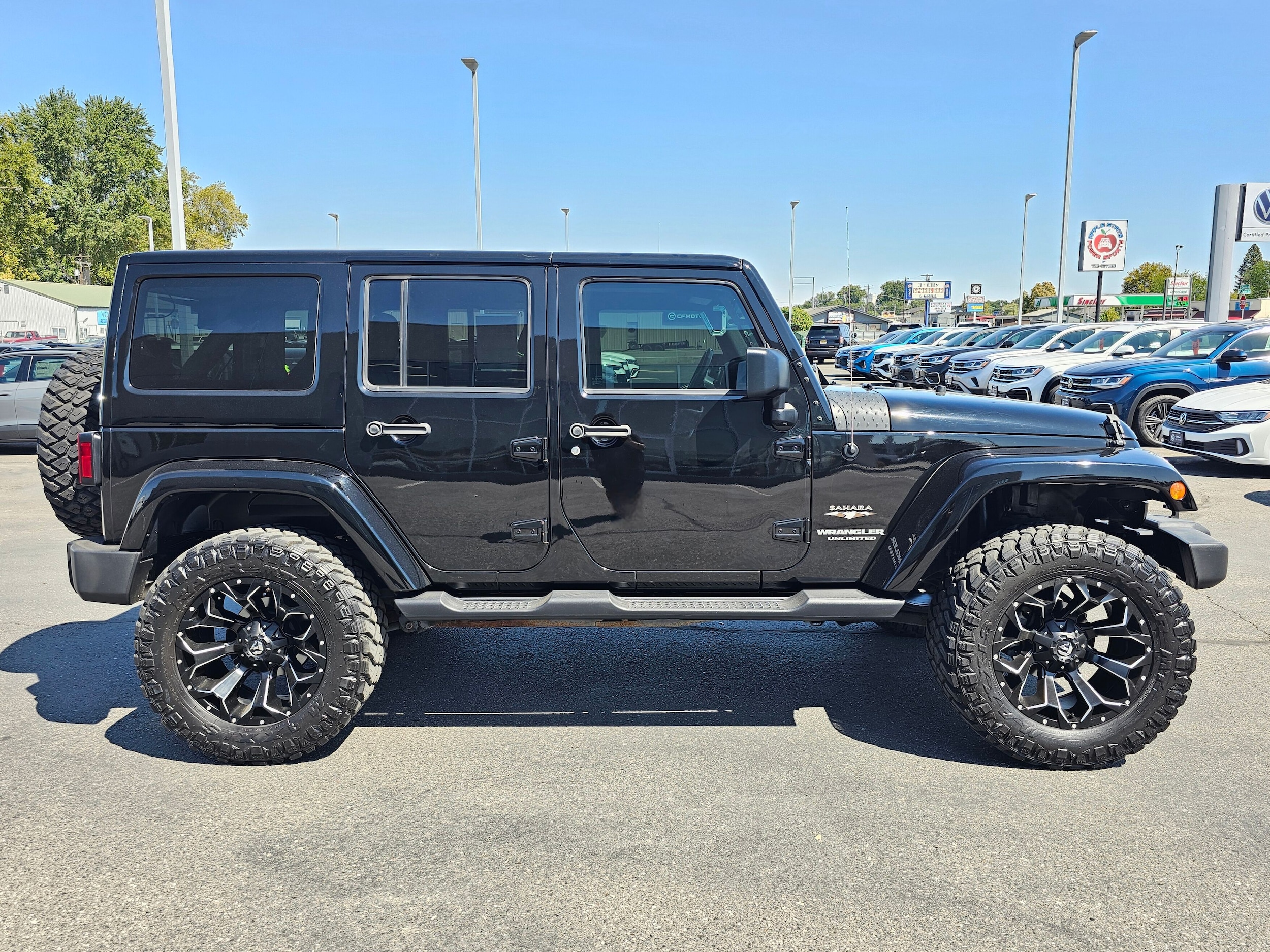 2016 Jeep Wrangler Unlimited Sahara - Photo 7