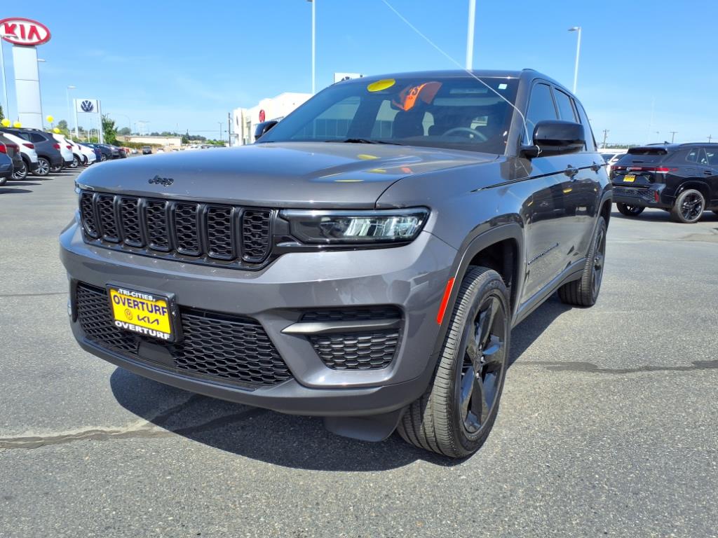 2024 Jeep Grand Cherokee Altitude X photo 3