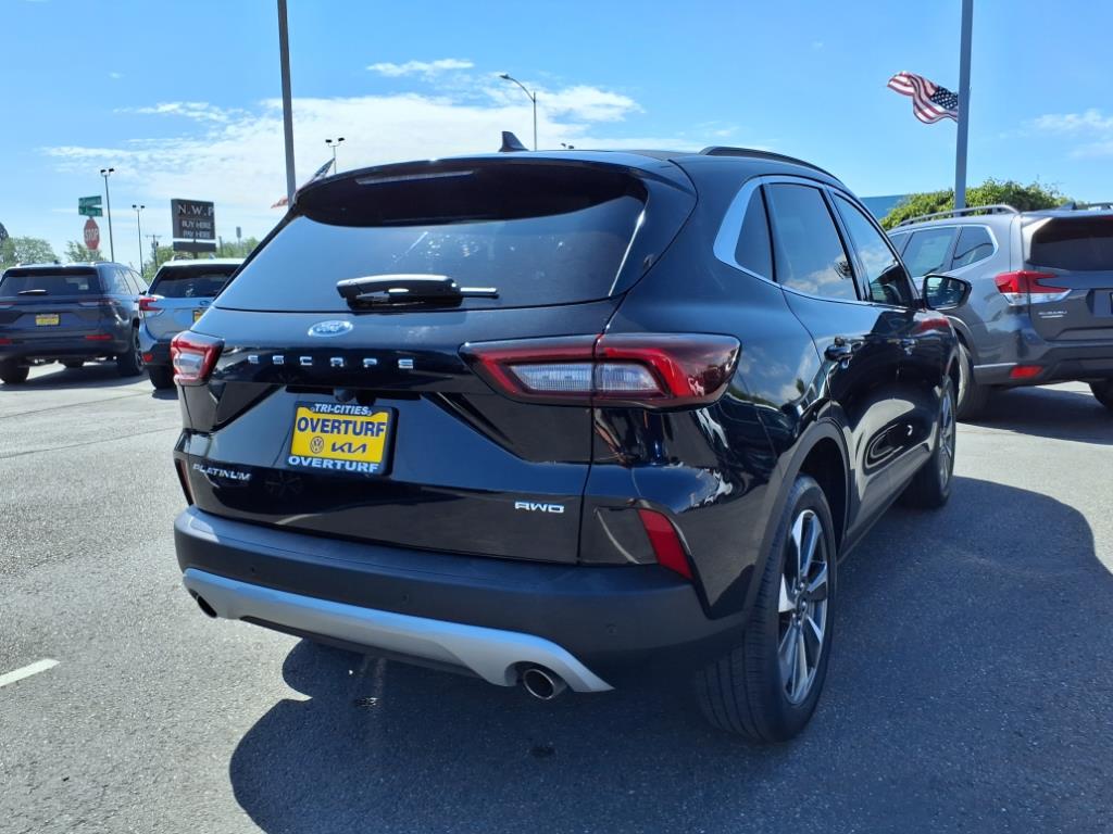 2023 Ford Escape Platinum photo 4