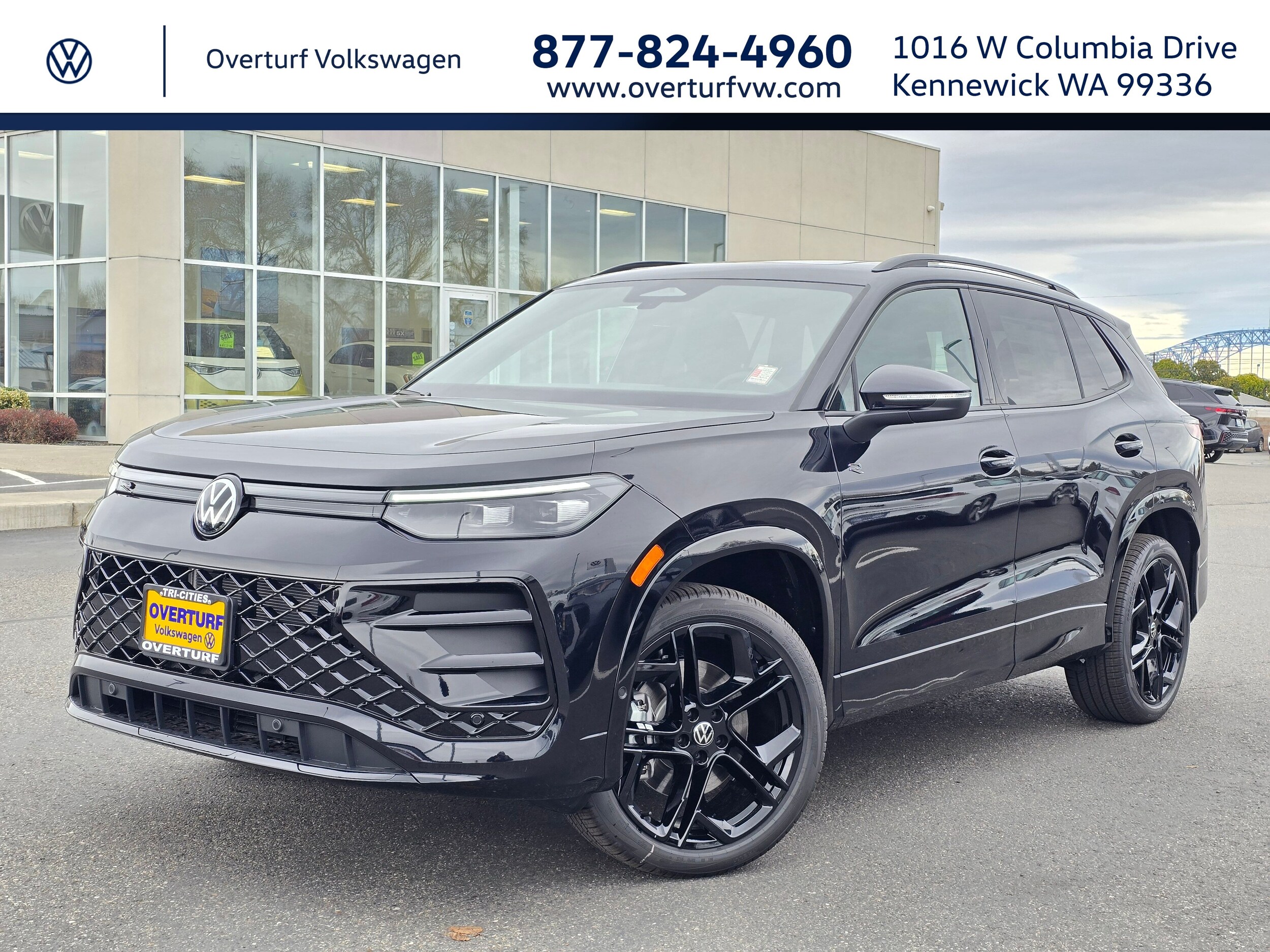 2026 Volkswagen Tiguan SE R-LINE BLACK