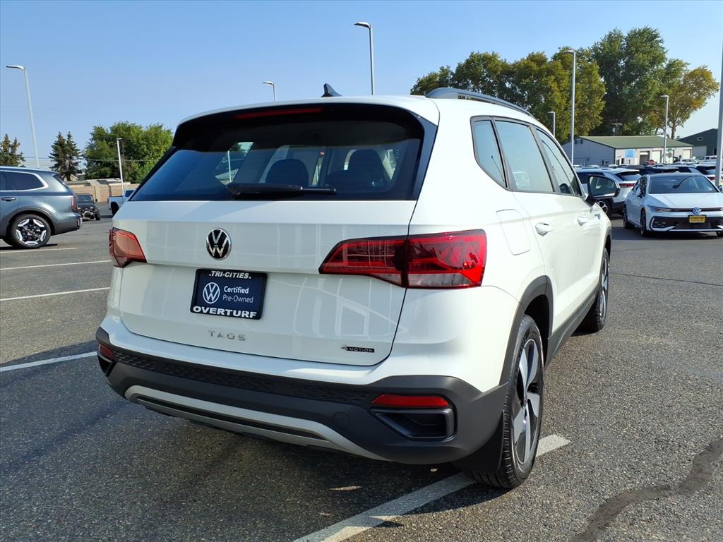 2024 Volkswagen Taos S photo 3