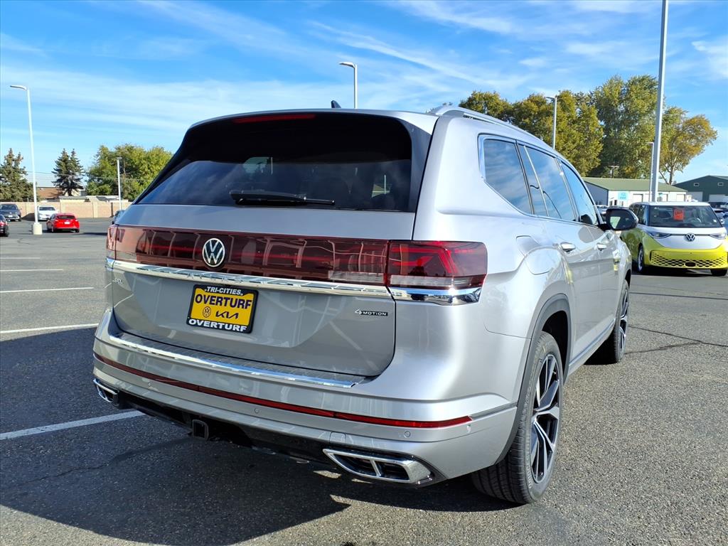 2026 Volkswagen Atlas SEL Premium R-Line photo 4