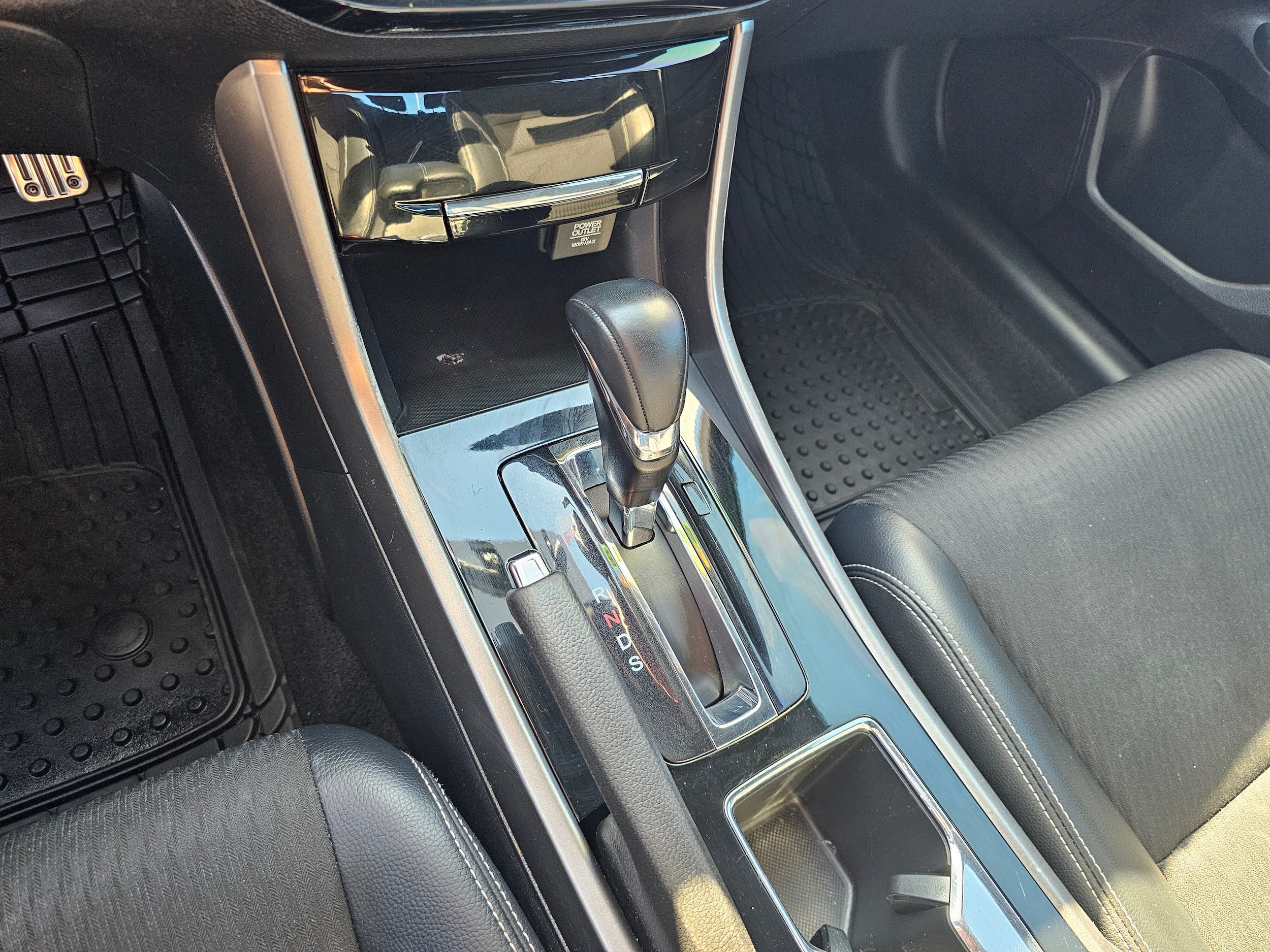 2017 Honda Accord Sport - Photo 24