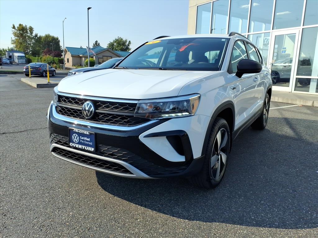 2024 Volkswagen Taos S photo 2