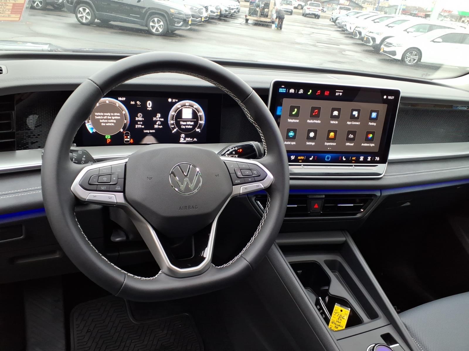 2026 Volkswagen Tiguan SE - Photo 8