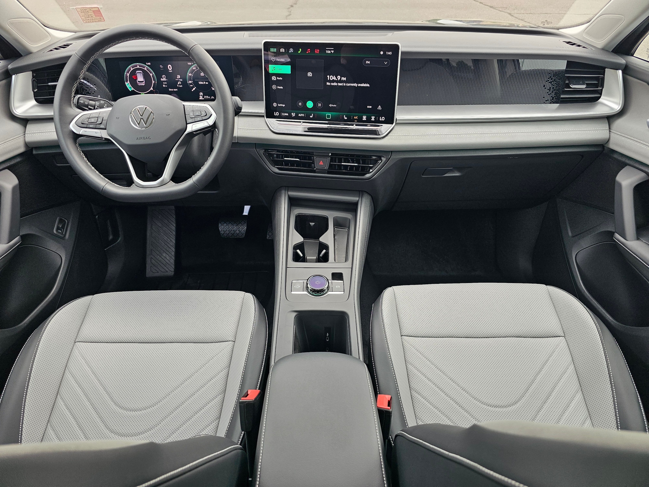 2026 Volkswagen Tiguan SE - Photo 9