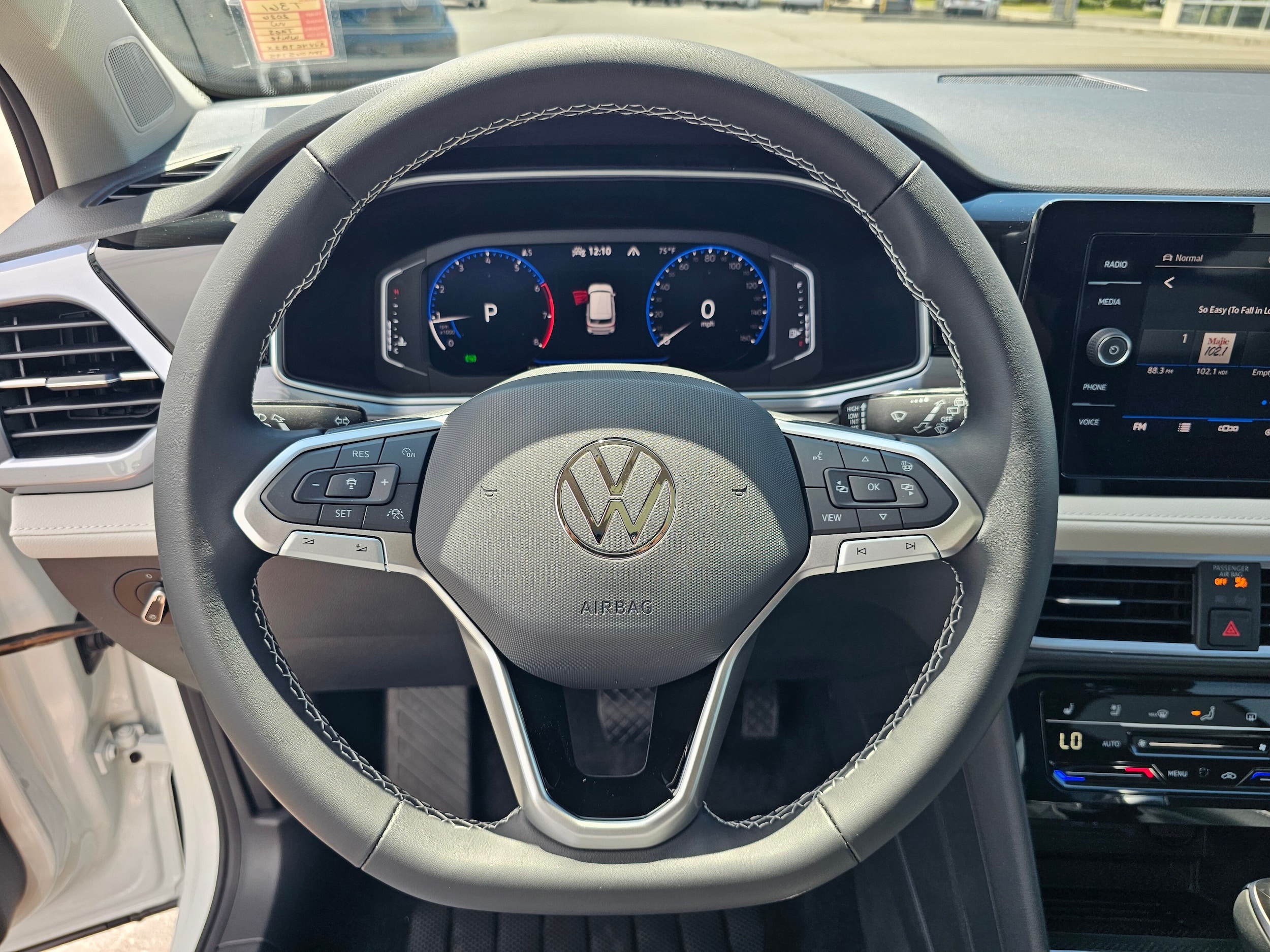 2026 Volkswagen Taos SEL - Photo 16