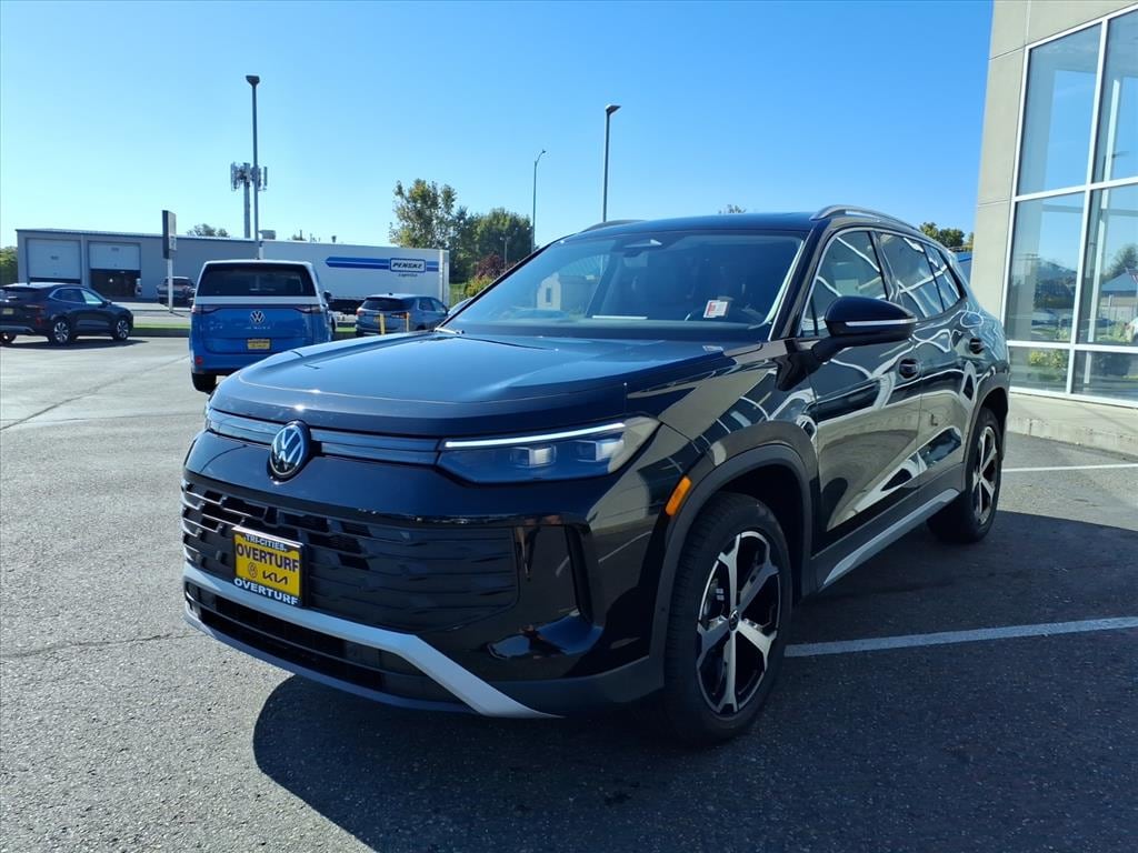 New 2025 Volkswagen Tiguan 2.0T SE SUV