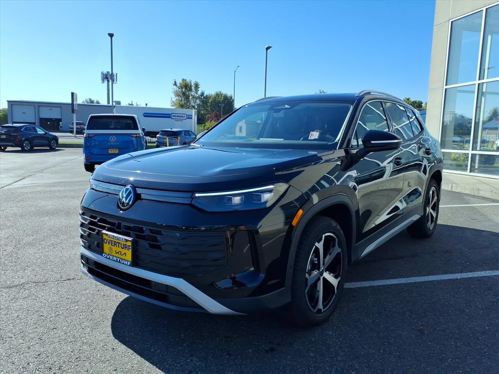 2025 Volkswagen Tiguan SE photo 2