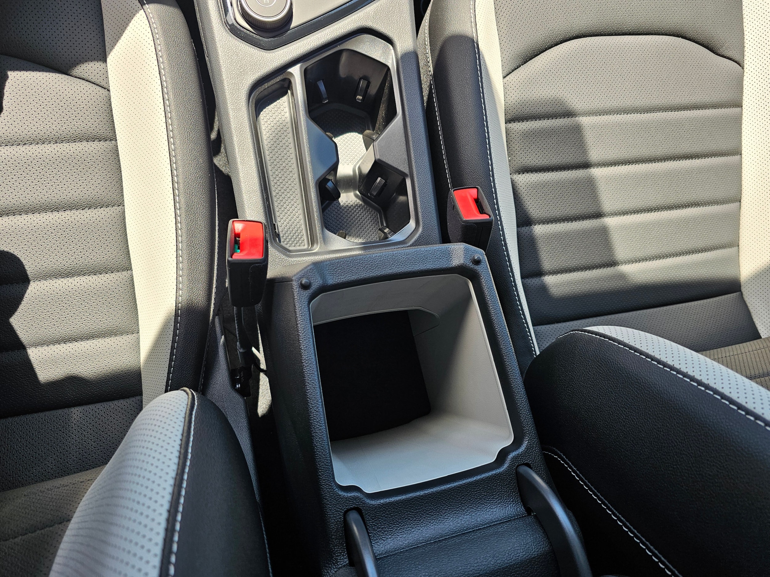 2026 Volkswagen Taos SEL - Photo 24