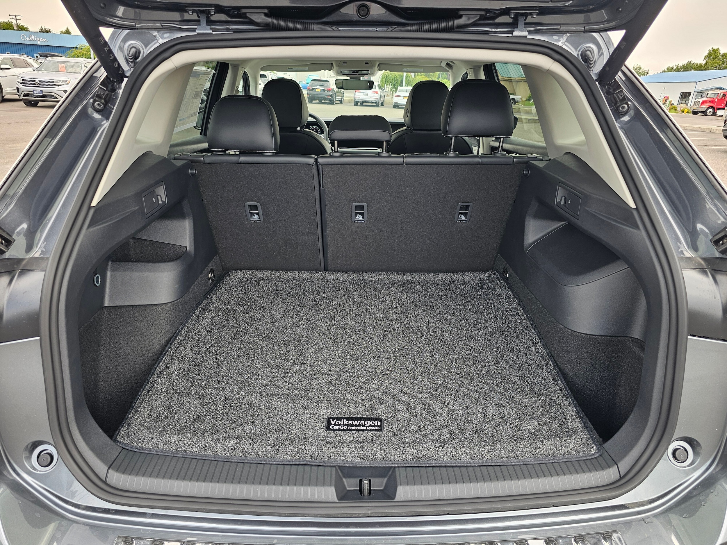 2026 Volkswagen Tiguan SE - Photo 28