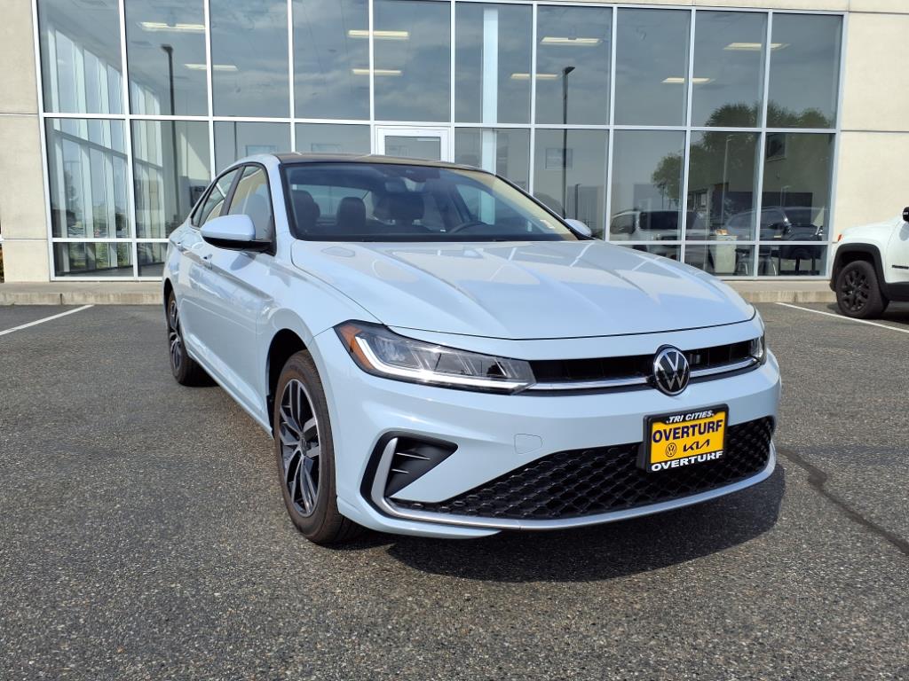 2025 Volkswagen Jetta SE's photo