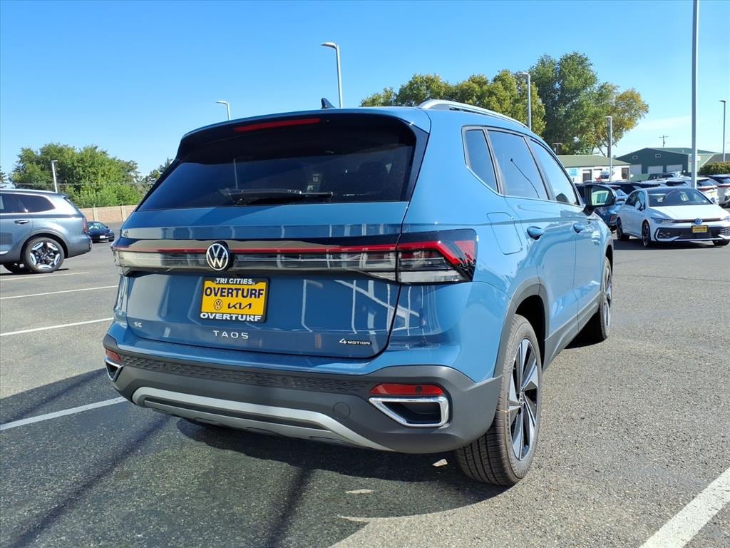 New 2025 Volkswagen Taos 1.5T SE SUV