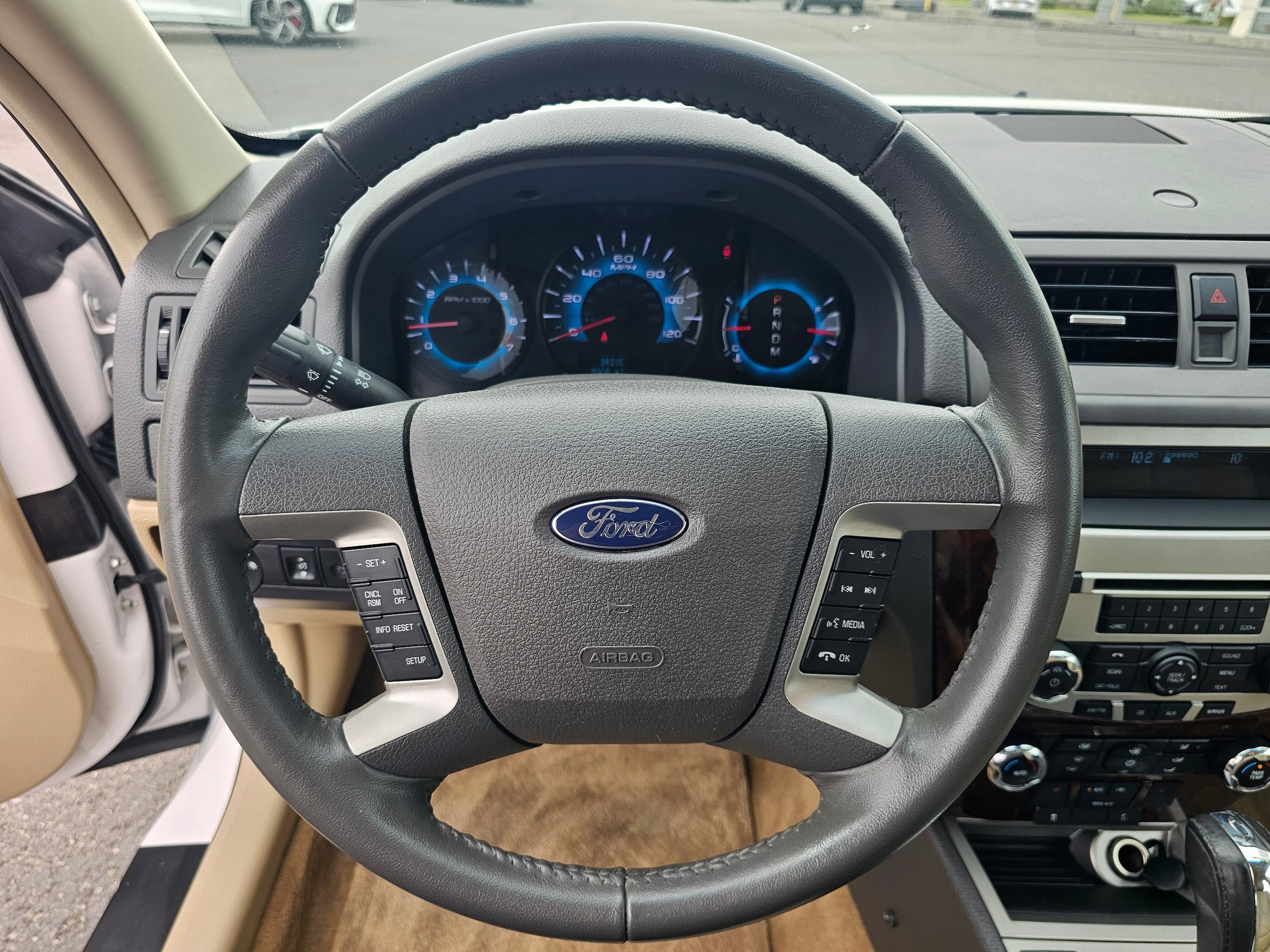 2010 Ford Fusion SEL - Photo 16