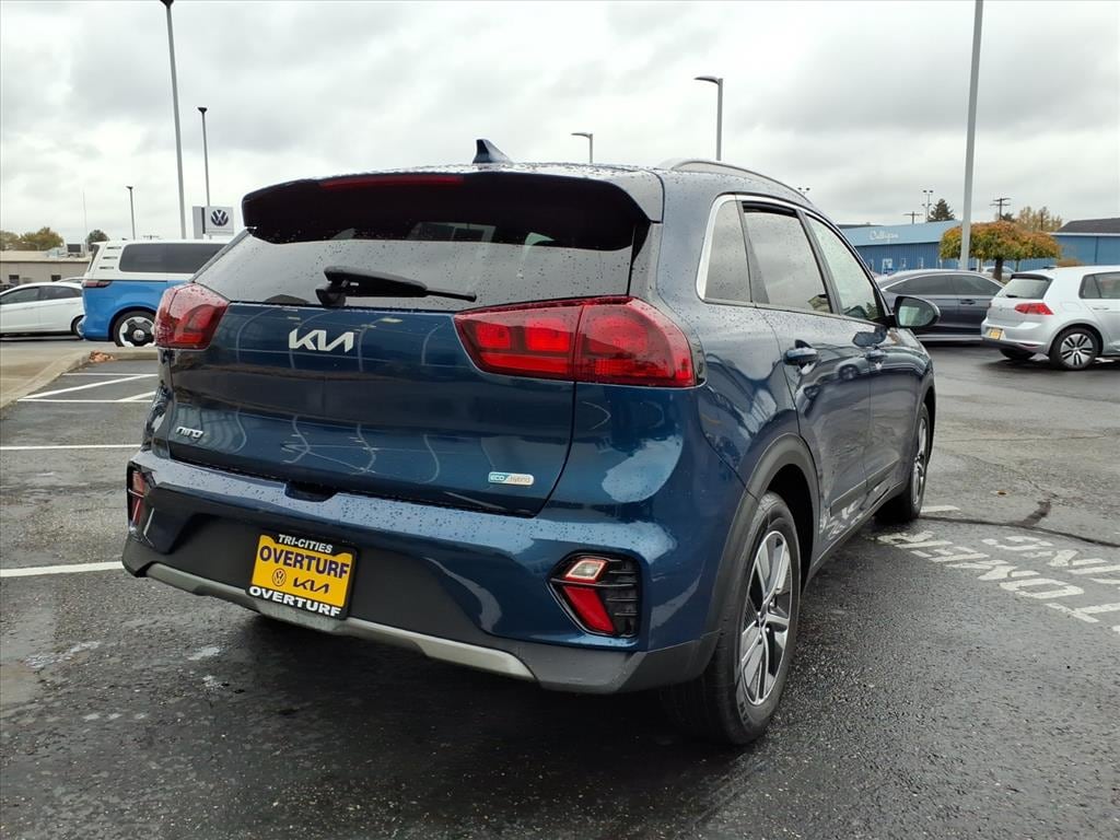 Used 2022 Kia Niro LXS SUV
