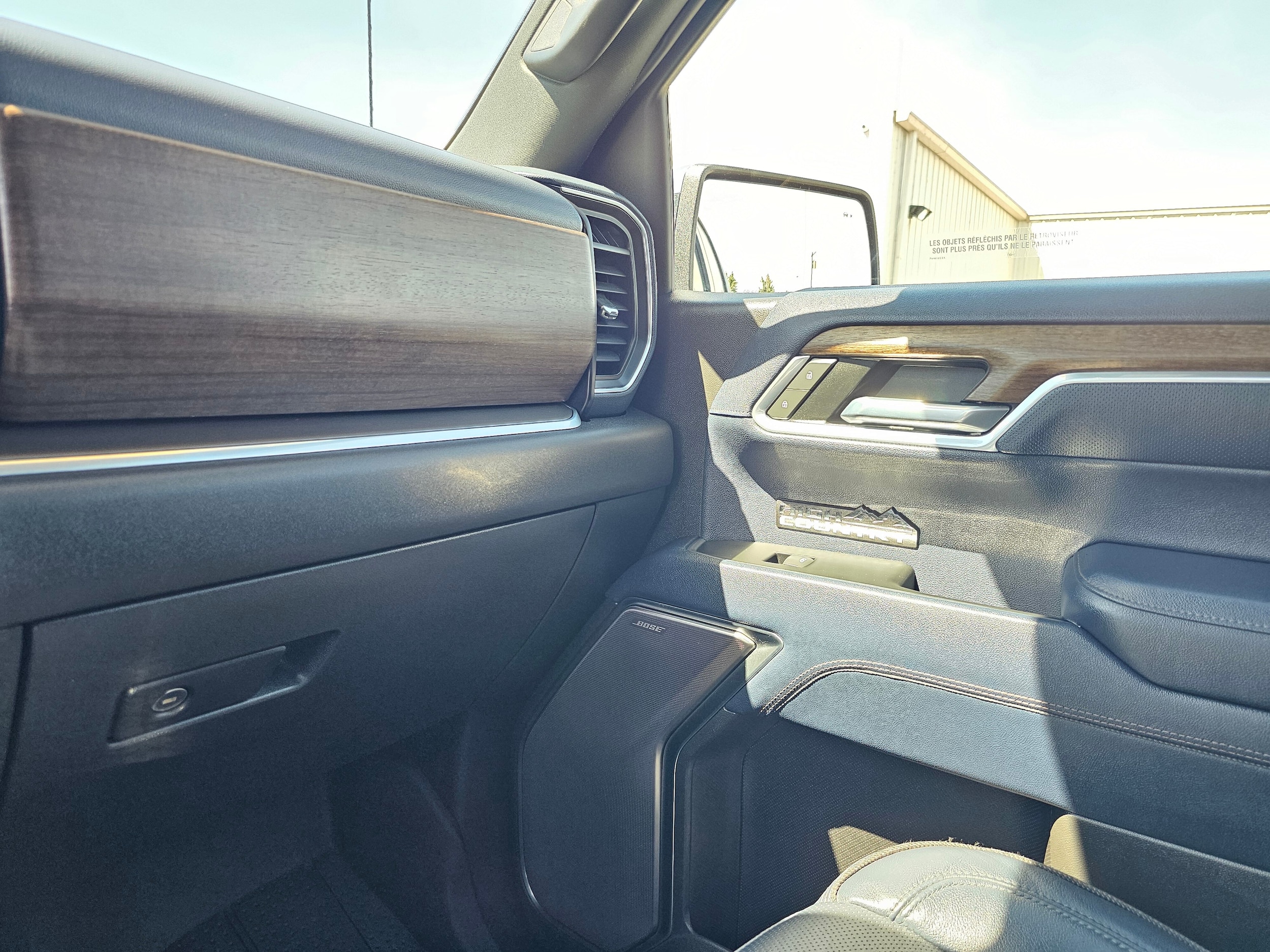 2022 Chevrolet Silverado 1500 High Country - Photo 26