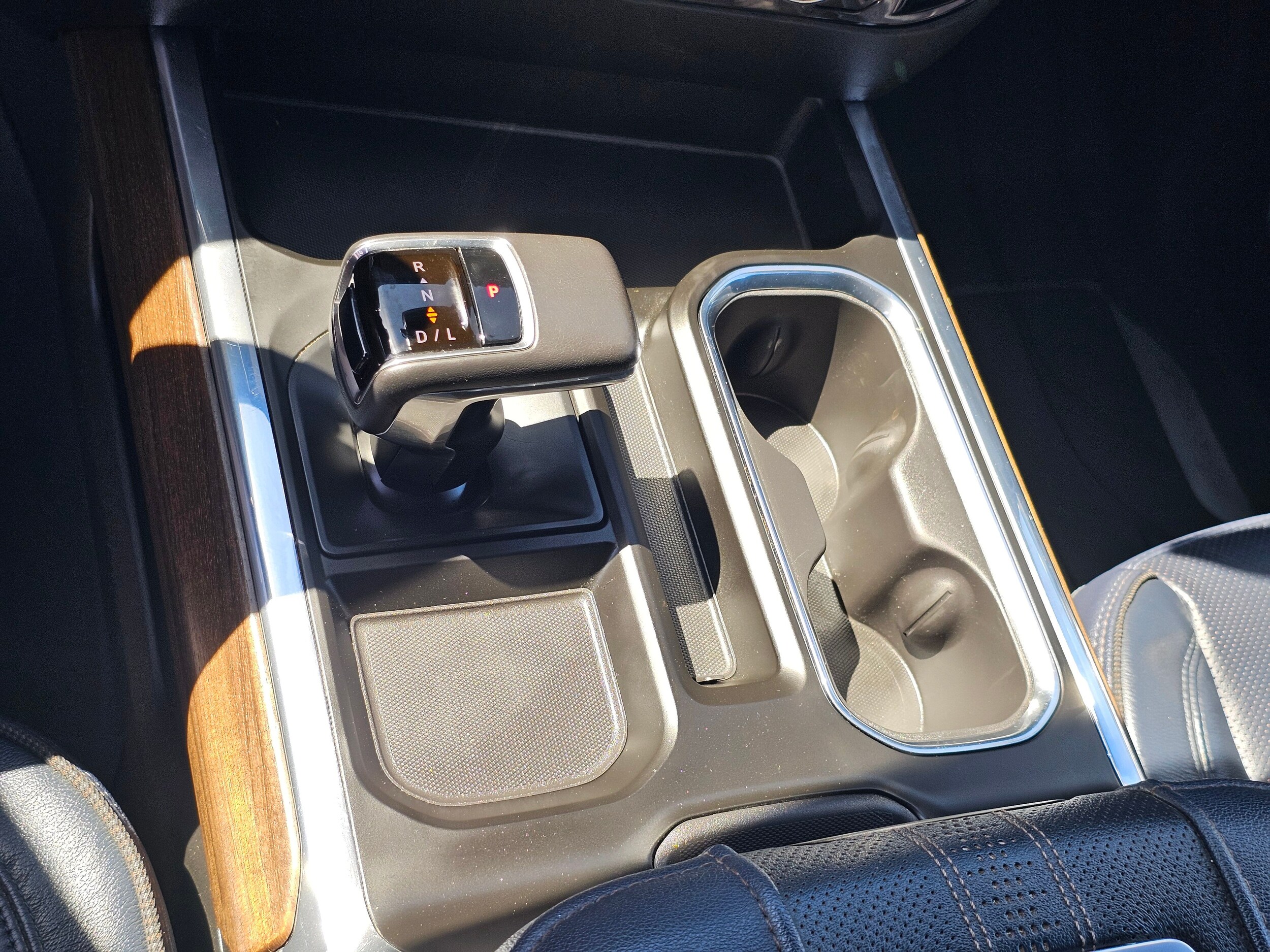 2022 Chevrolet Silverado 1500 High Country - Photo 23