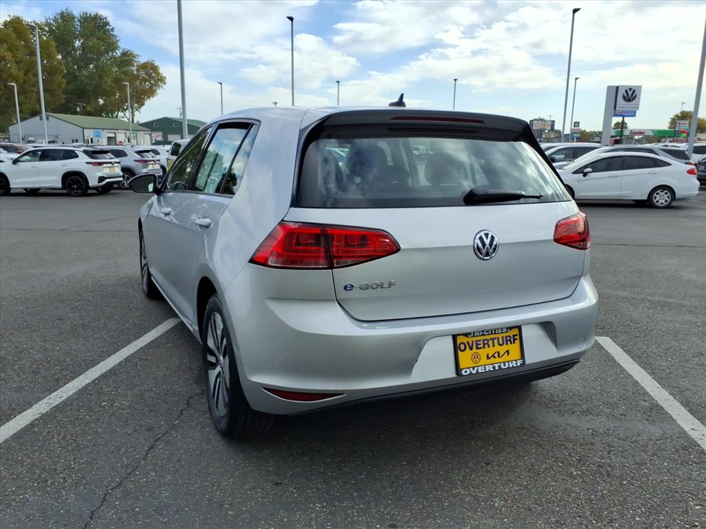 Used 2016 Volkswagen e-Golf e-Golf SE with VIN WVWKP7AU1GW916532 for sale in Kennewick, WA