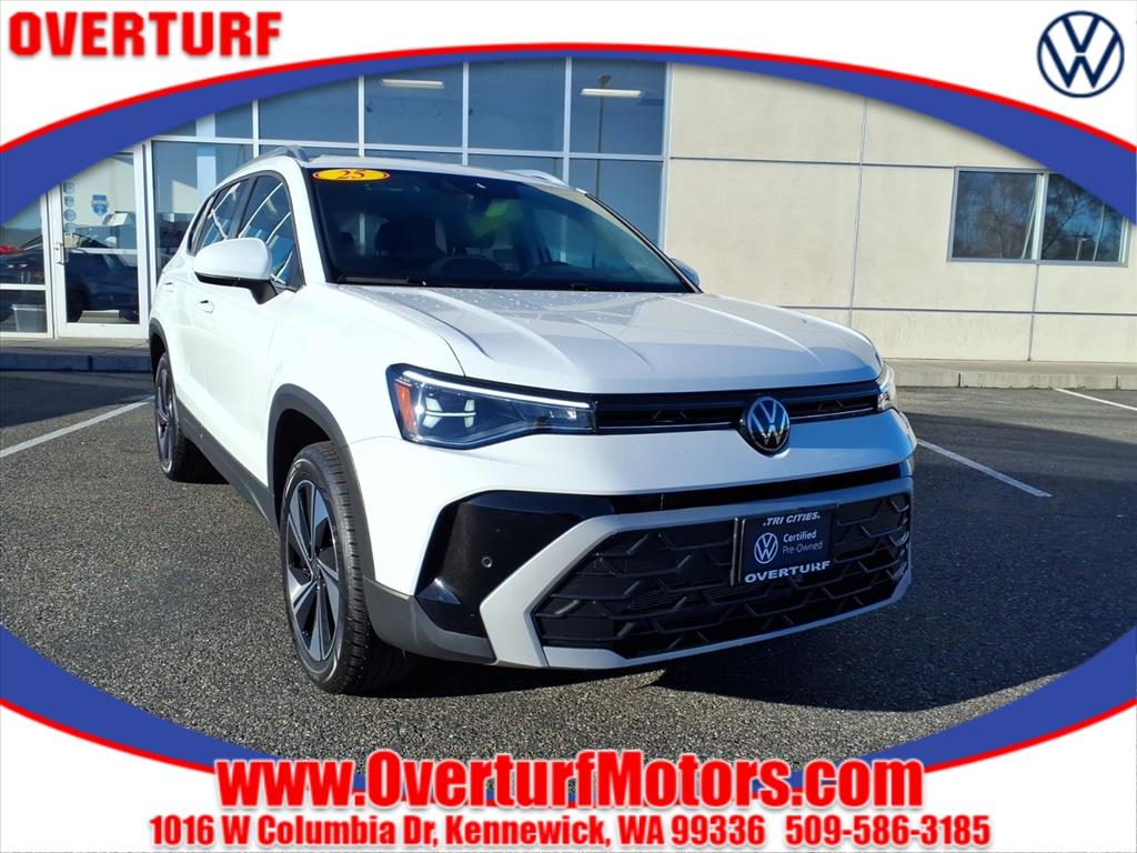 2025 Volkswagen Taos SE's photo