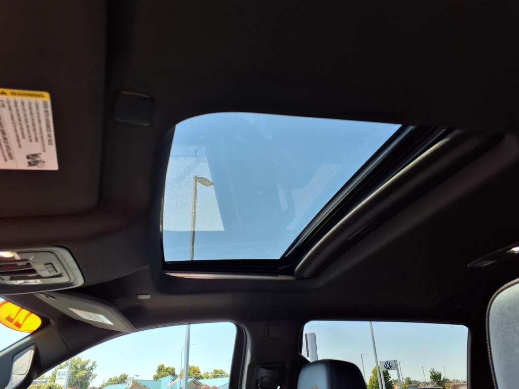 2022 Chevrolet Silverado 1500 High Country - Photo 11