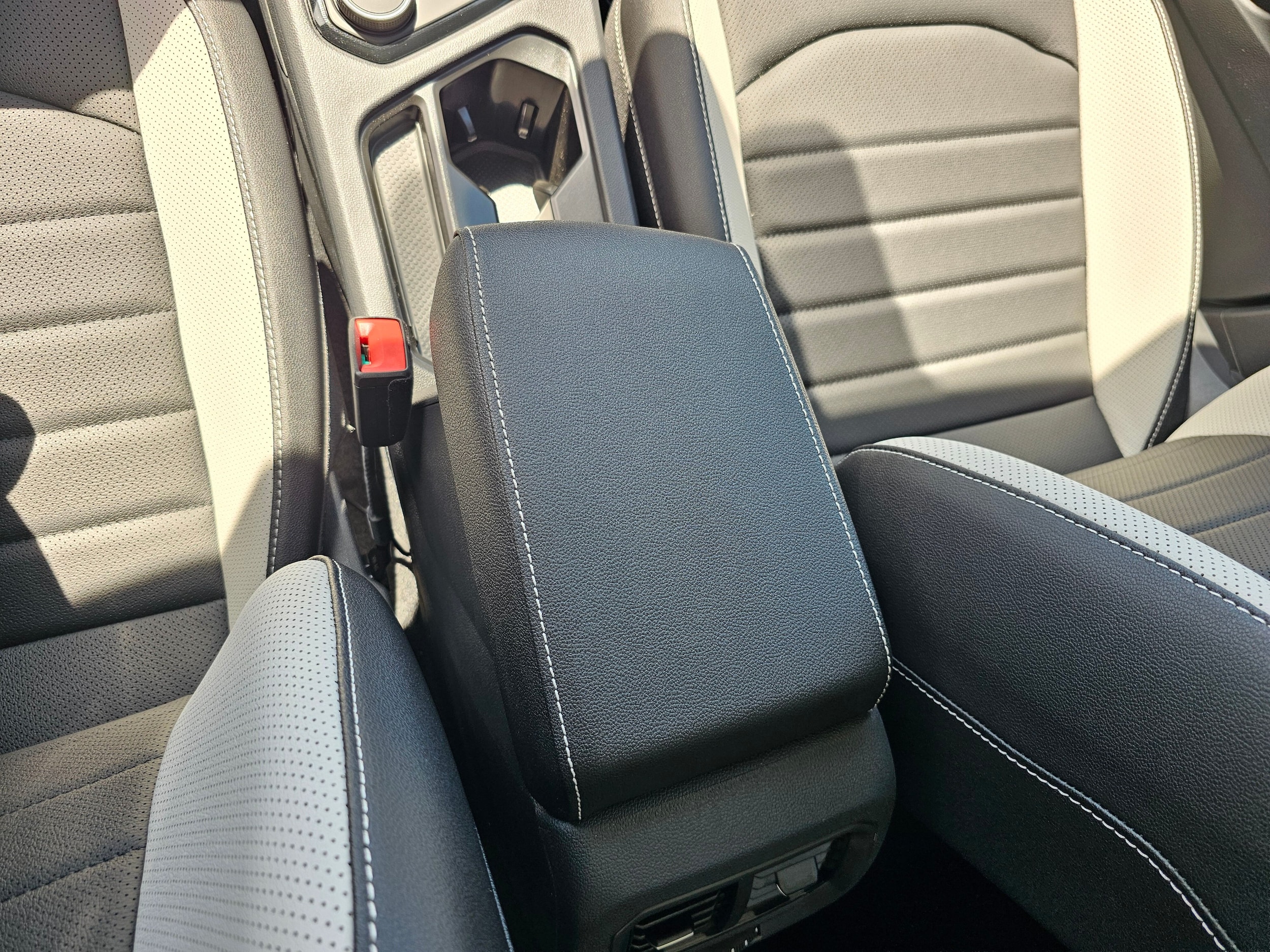 2026 Volkswagen Taos SEL - Photo 23