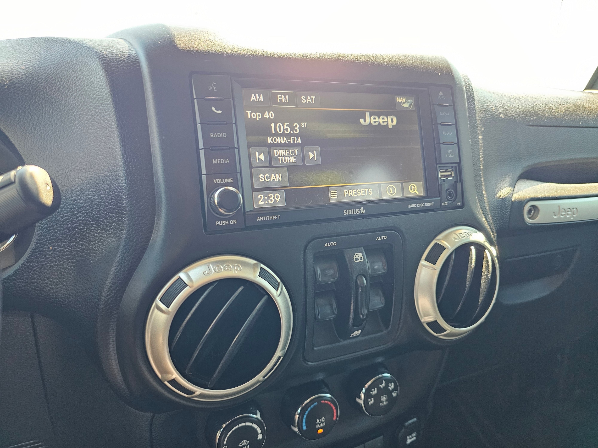 2016 Jeep Wrangler Unlimited Sahara - Photo 21