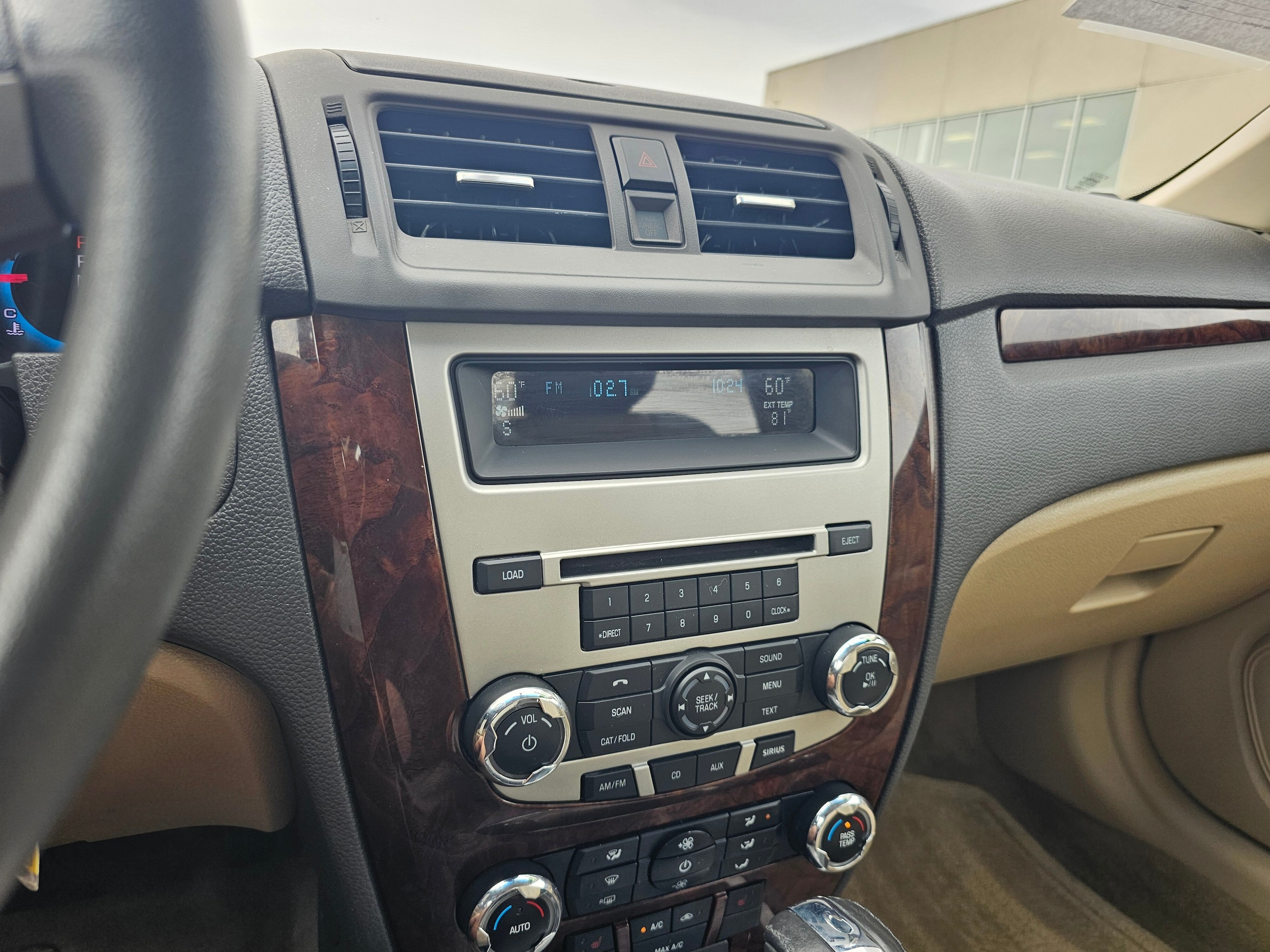 2010 Ford Fusion SEL - Photo 19