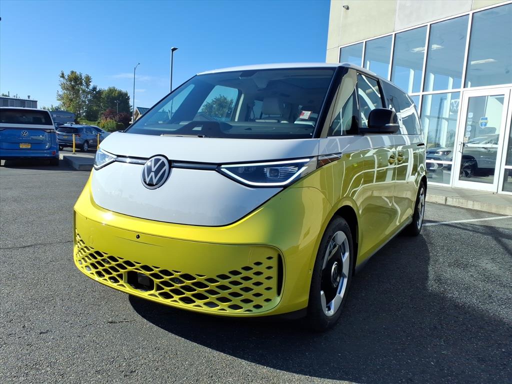2025 Volkswagen ID. Buzz Pro Plus photo 3