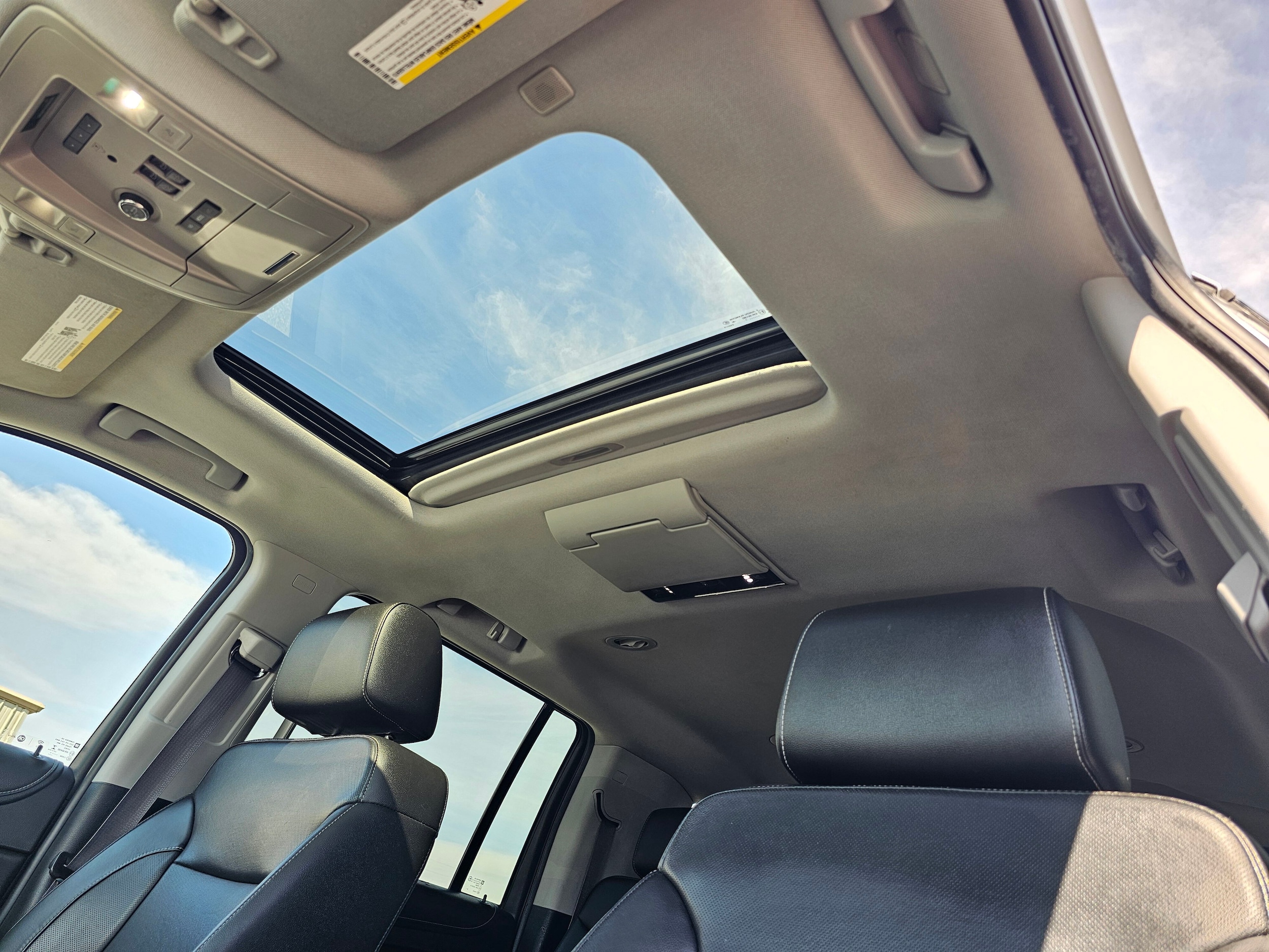 2017 Chevrolet Suburban Premier - Photo 27