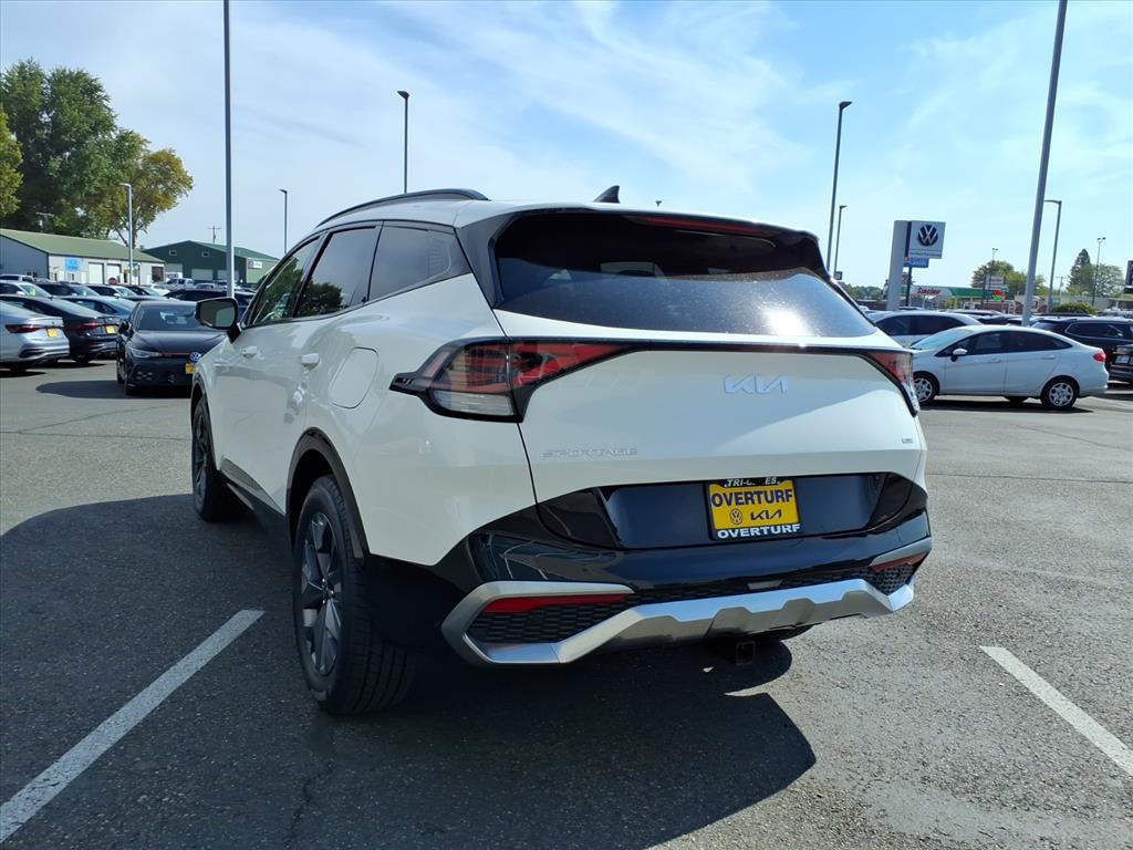 2023 Kia Sportage Hybrid photo 2