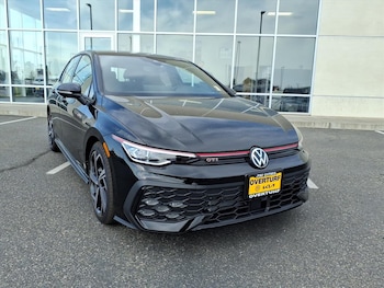 2025 Volkswagen Golf GTI 2.0T SE Hatchback