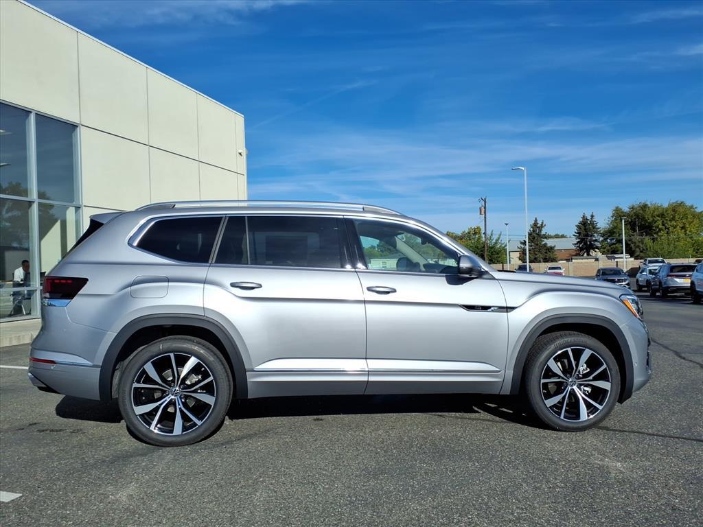 2026 Volkswagen Atlas SEL Premium R-Line - Photo 7