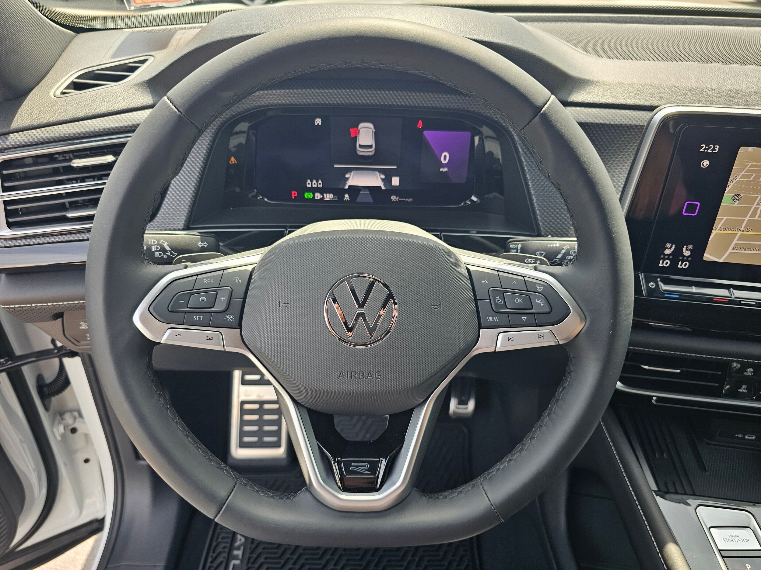 2026 Volkswagen Atlas Cross Sport SEL R-LINE - Photo 16