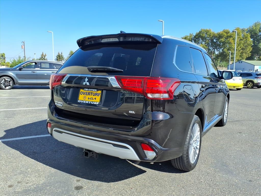 2022 Mitsubishi Outlander PHEV SEL photo 4
