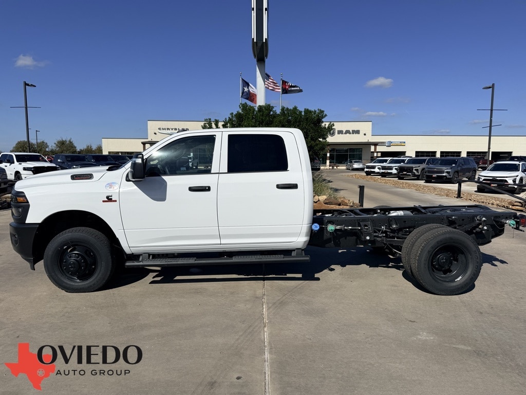 2026 RAM Ram 3500 Chassis Cab Tradesman's photo
