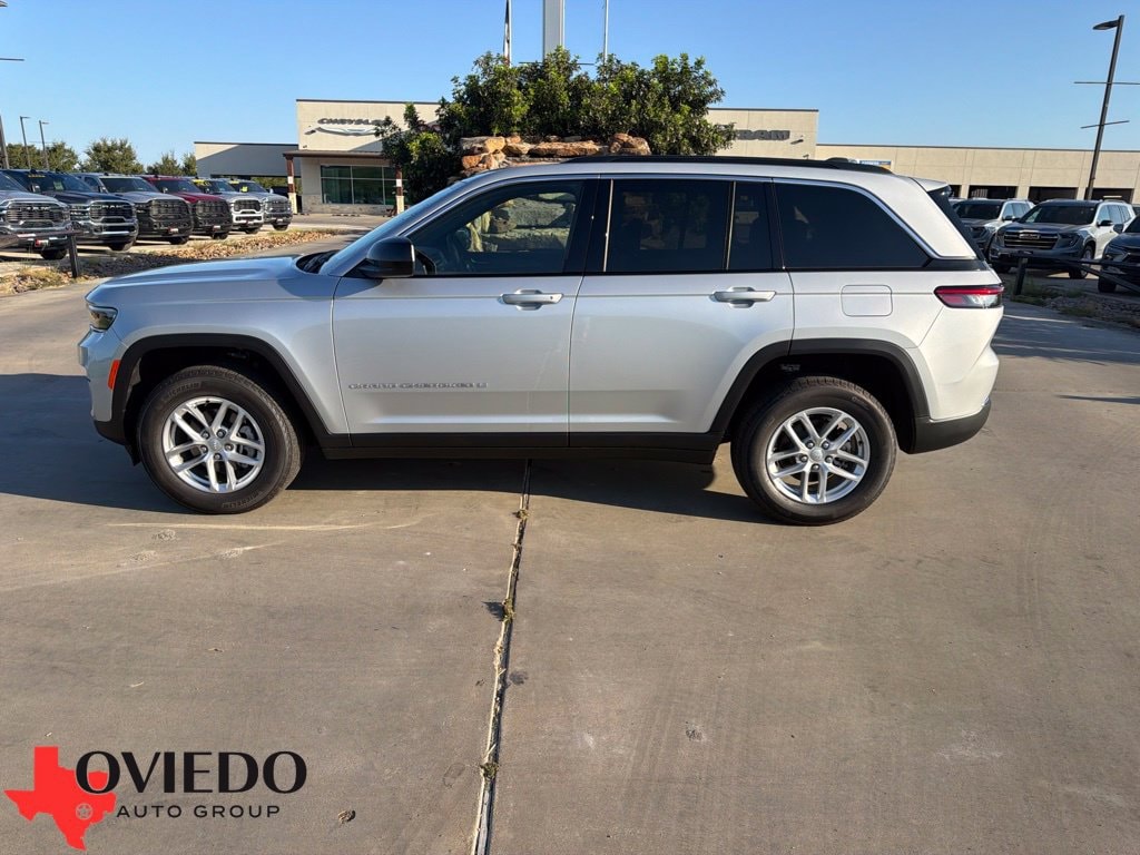 New 2026 Jeep Grand Cherokee LAREDO X 4X2 Sport Utility