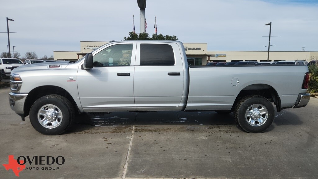New 2026 Ram 3500 TRADESMAN CREW CAB 4X4 8' BOX Pickup
