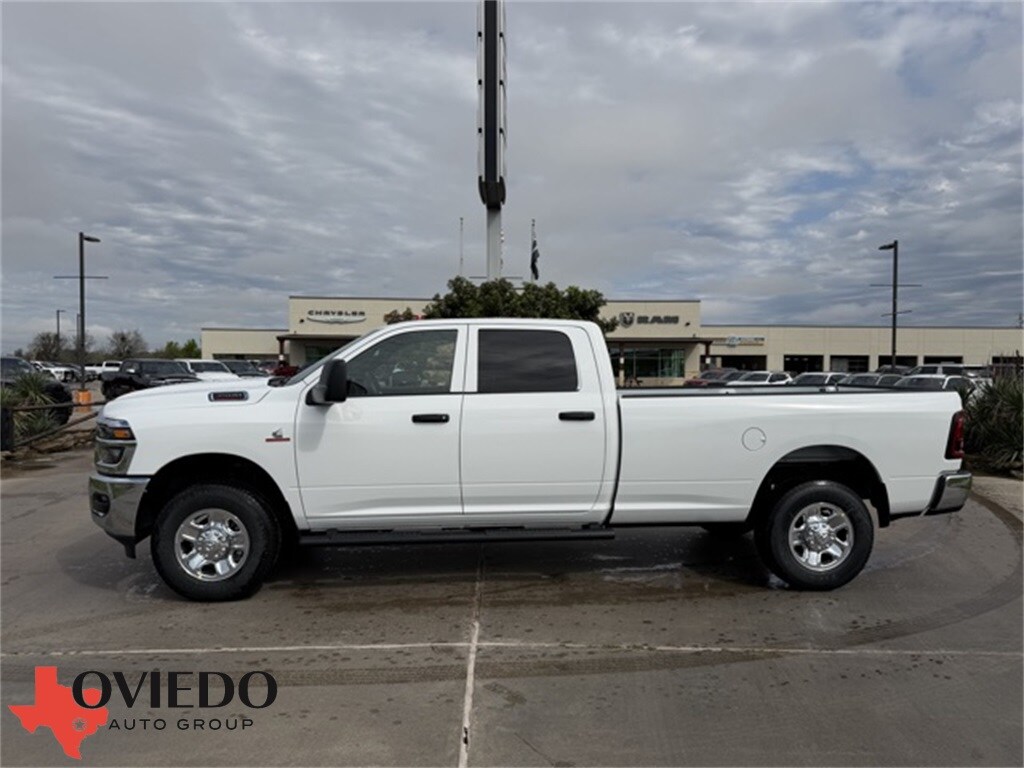 New 2026 Ram 3500 TRADESMAN CREW CAB 4X4 8' BOX Pickup