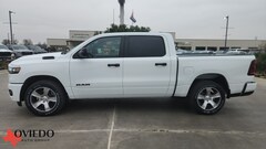 2026 Ram 1500 EXPRESS CREW CAB 4X2 5'7 BOX Pickup
