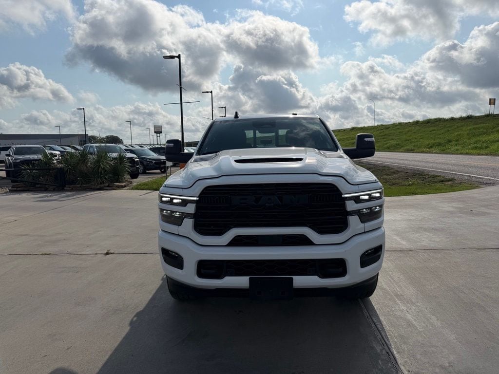 New 2026 Ram 2500 LARAMIE CREW CAB 4X4 6'4 BOX Pickup