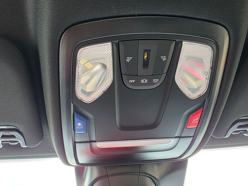 2026 RAM 3500 Chassis Big Horn - Photo 13