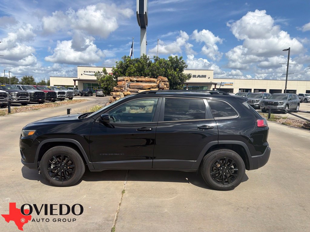 2023 Jeep Cherokee Altitude Lux