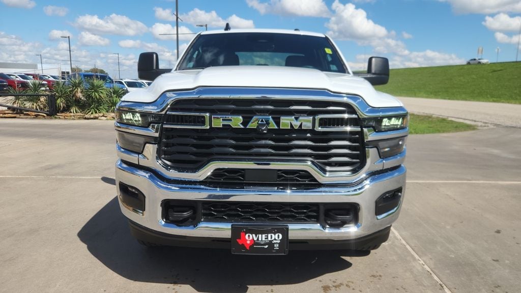 New 2026 Ram 3500 TRADESMAN CREW CAB 4X4 8' BOX Pickup