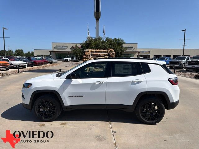 New 2026 Jeep Compass LATITUDE ALTITUDE 4X4