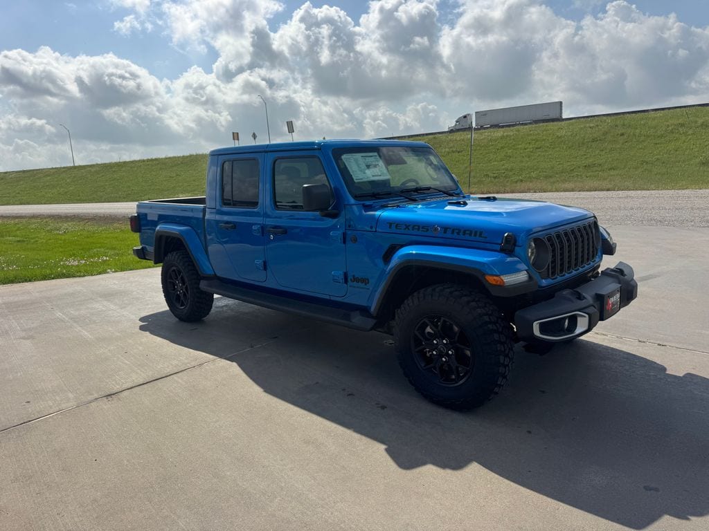 New 2026 Jeep Gladiator TEXAS TRAIL 4X4 Pickup