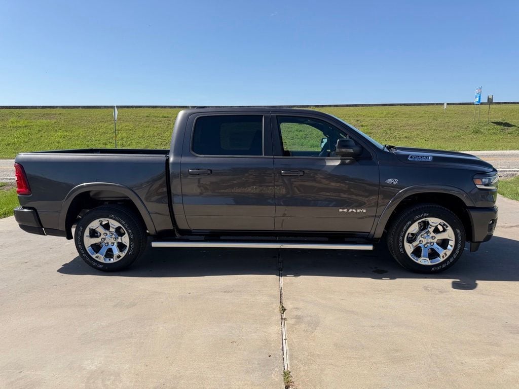 New 2026 Ram 1500 LONE STAR CREW CAB 4X4 5'7 BOX Pickup
