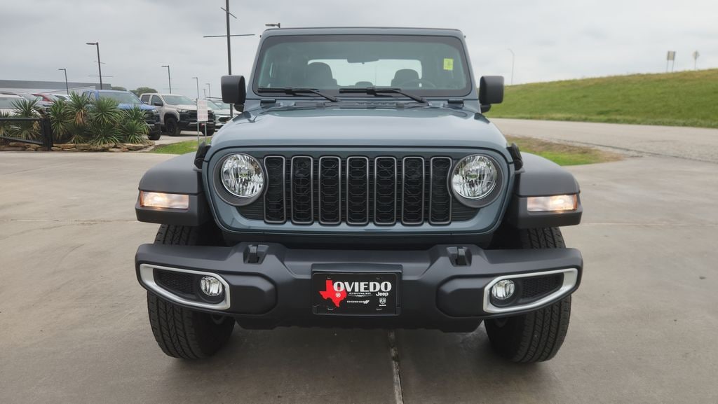 New 2026 Jeep Gladiator SPORT 4X4 Pickup